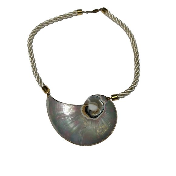 Fashion Real Shell Pendant Twisted Rope Necklace - Picture 1 of 7